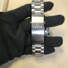 Load image into Gallery viewer, buckle_opened