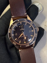 Load image into Gallery viewer, Omega Seamaster 300 Master Chronometer (234.92.41.21.10.001)