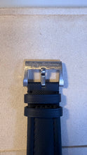Load image into Gallery viewer, buckle_closed