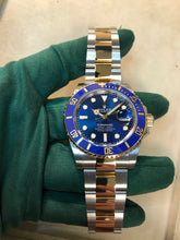 Load image into Gallery viewer, Rolex Submariner Date Blue Dial Yellow Gold/Steel (126613lb-0002)