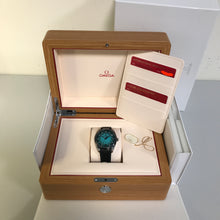 Load image into Gallery viewer, Omega Seamaster Aqua Terra (220.32.41.21.03.001)