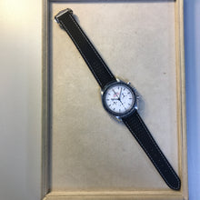 Load image into Gallery viewer, Omega Speedmaster Moonwatch Professional (310.32.42.50.04.002)