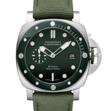Load image into Gallery viewer, Submersible QuarantaQuattro eSteel™ Verde (PAM01287)