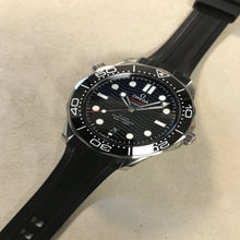 Load image into Gallery viewer, Omega Seamaster Diver 300M   (210.32.42.20.01.001)