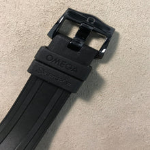 Load image into Gallery viewer, Omega Seamaster Diver 300 M Black (210.92.44.20.01.003)