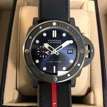 Load image into Gallery viewer, Submersible QuarantaQuattro Luna Rossa Ti-Ceramitech™ (PAM01466)
