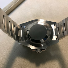 Load image into Gallery viewer, SUBMARINER DATE (126610LN-0001)

