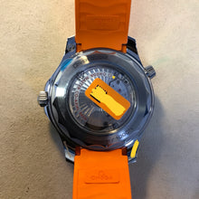 Load image into Gallery viewer, Omega Seamaster Diver 300M Orange Strap (210.32.42.20.01.006)
