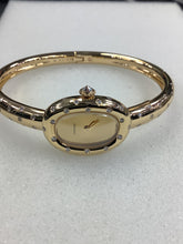 Load image into Gallery viewer, right
