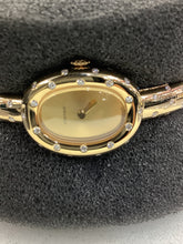 Load image into Gallery viewer, buckle_opened
