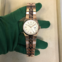 Load image into Gallery viewer, wrist_shot
