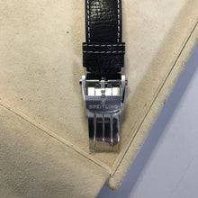Load image into Gallery viewer, buckle_opened
