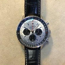 Load image into Gallery viewer, wrist_shot
