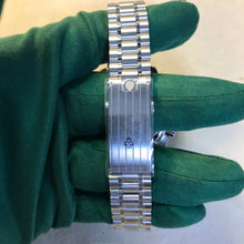 Load image into Gallery viewer, buckle_opened
