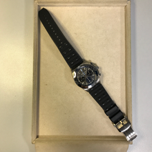 Load image into Gallery viewer, wrist_shot

