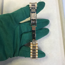 Load image into Gallery viewer, buckle_opened
