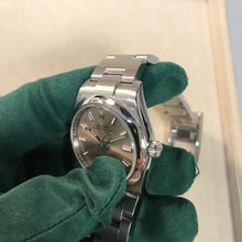 Load image into Gallery viewer, Rolex Oyster Perpetual 34 (124200-0004)
