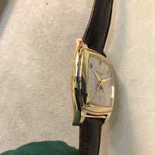 Load image into Gallery viewer, Patek Philippe - Gondolo (5135J-001)
