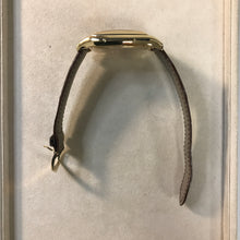 Load image into Gallery viewer, Patek Philippe - Gondolo (5135J-001)
