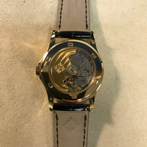 Patek Philippe Calatrava (5127J-001)