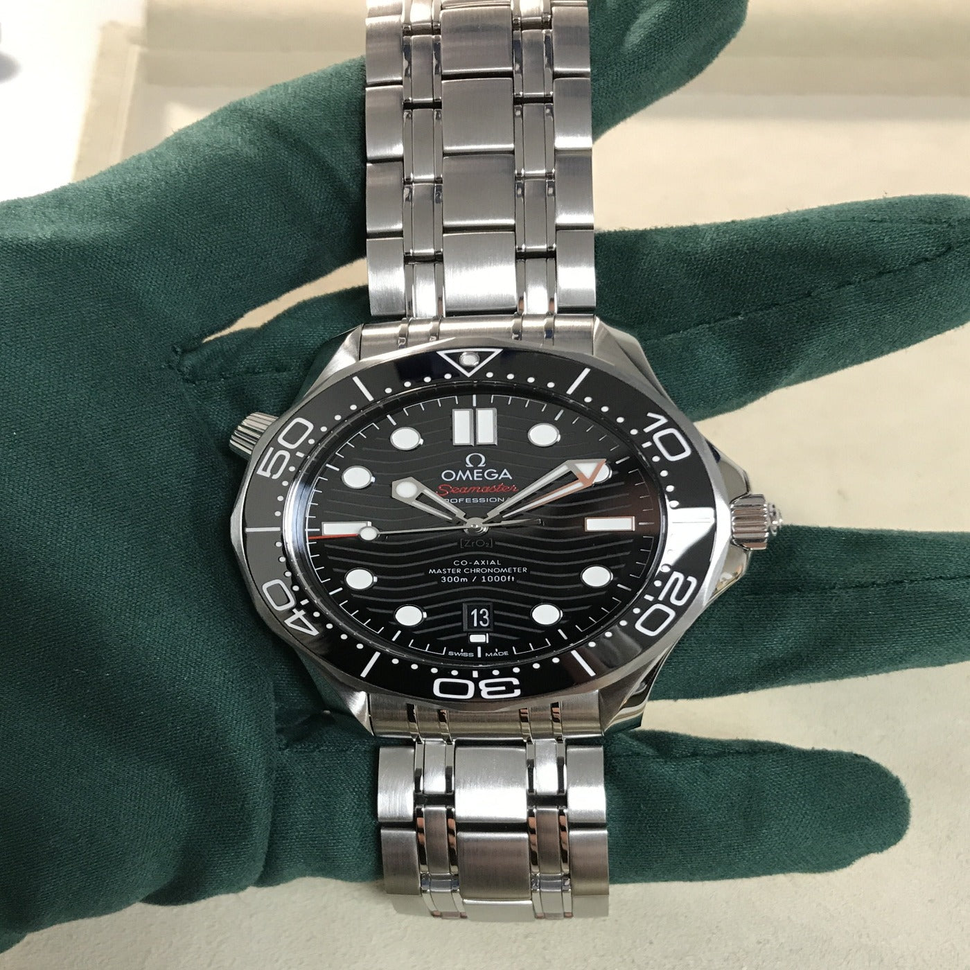 Diver 300M Seamaster Steel Chronometer Watch 210.30.42.20.03.001